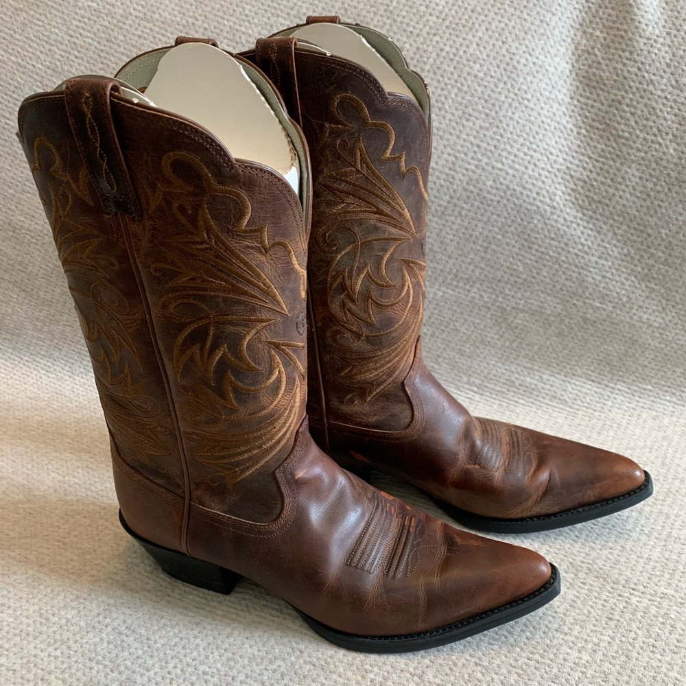 ARIAT SIZE 9.5 women’s
